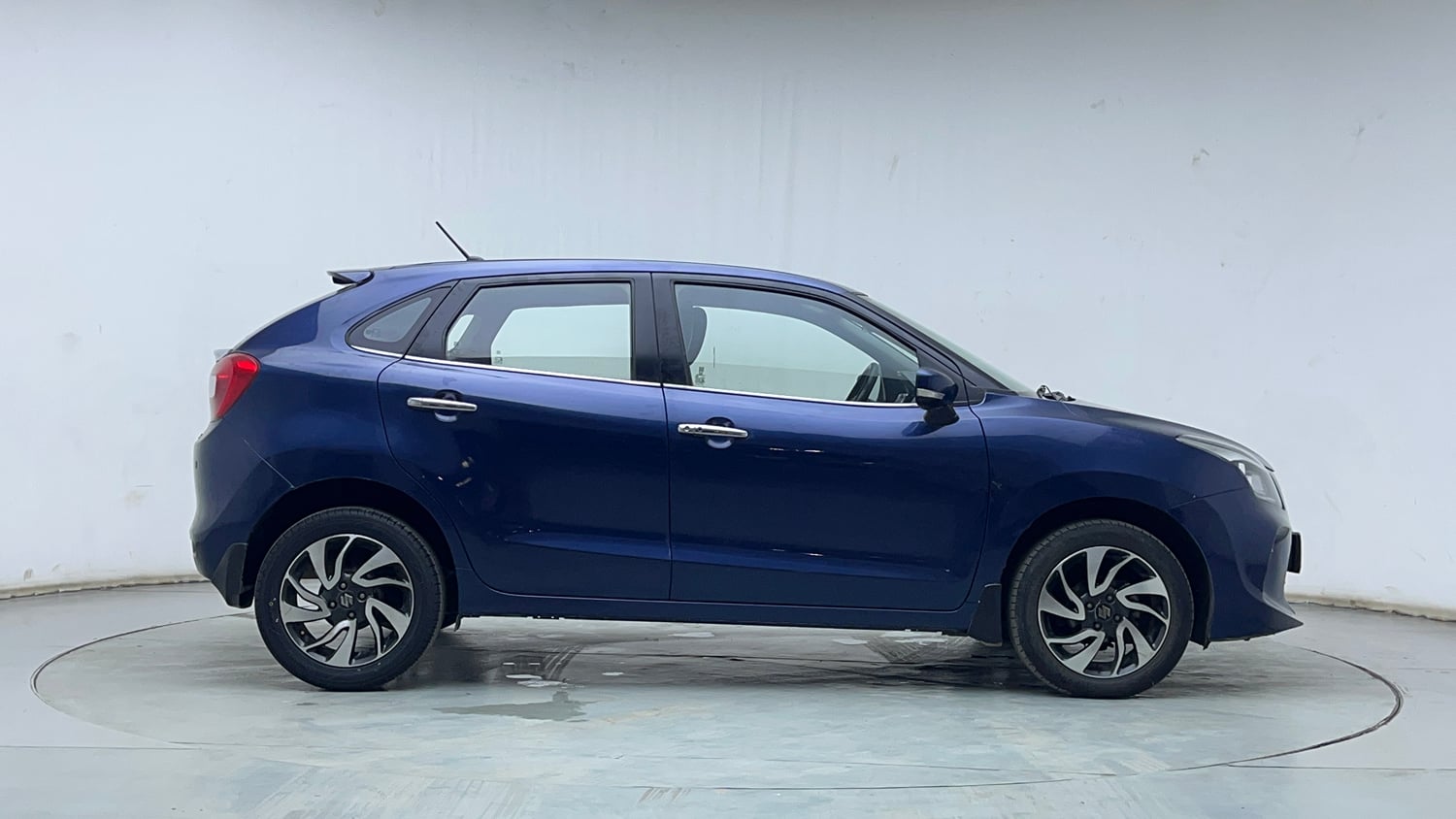 Used 2021 Maruti Suzuki Baleno Zeta Petrol Manual exterior RIGHT SIDE VIEW