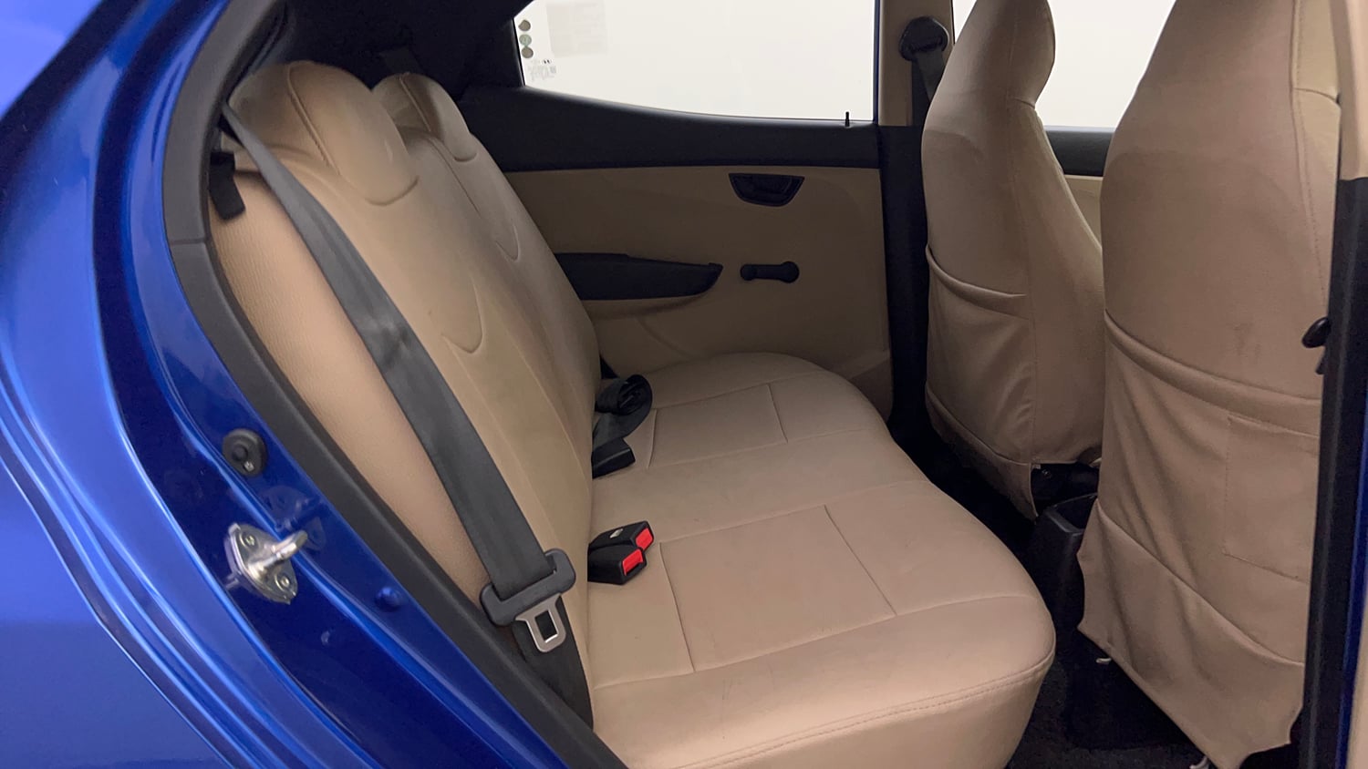 Used 2014 Hyundai Eon Magna + Petrol Manual interior RIGHT SIDE REAR DOOR CABIN VIEW