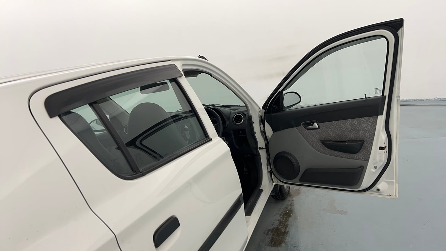 Used 2018 Maruti Suzuki Alto 800 VXi Petrol Manual interior RIGHT FRONT DOOR OPEN VIEW