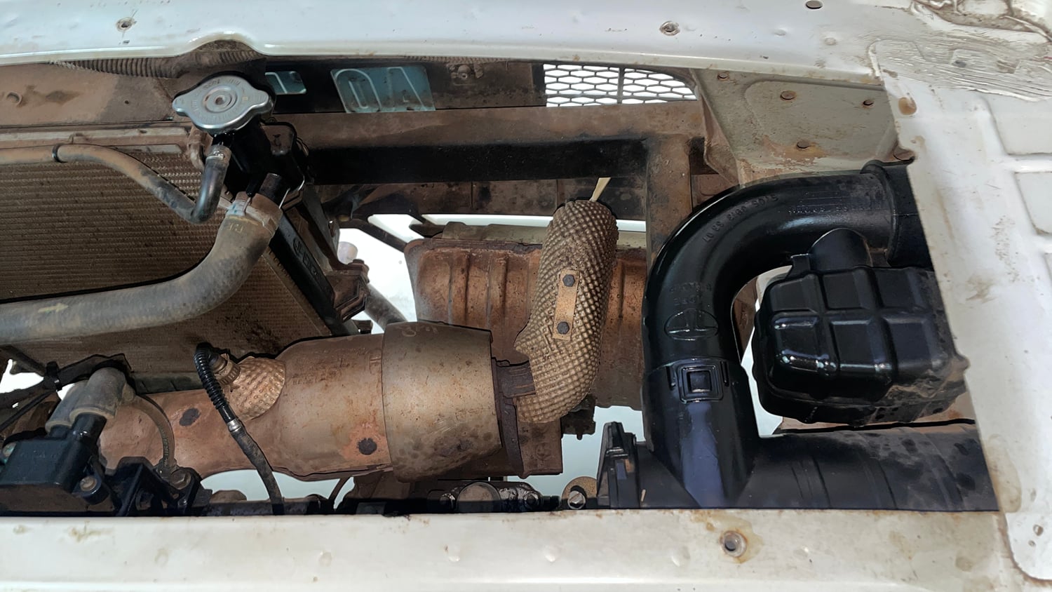 Used 2012 Tata Nano LX Petrol Manual engine ENGINE LEFT SIDE VIEW