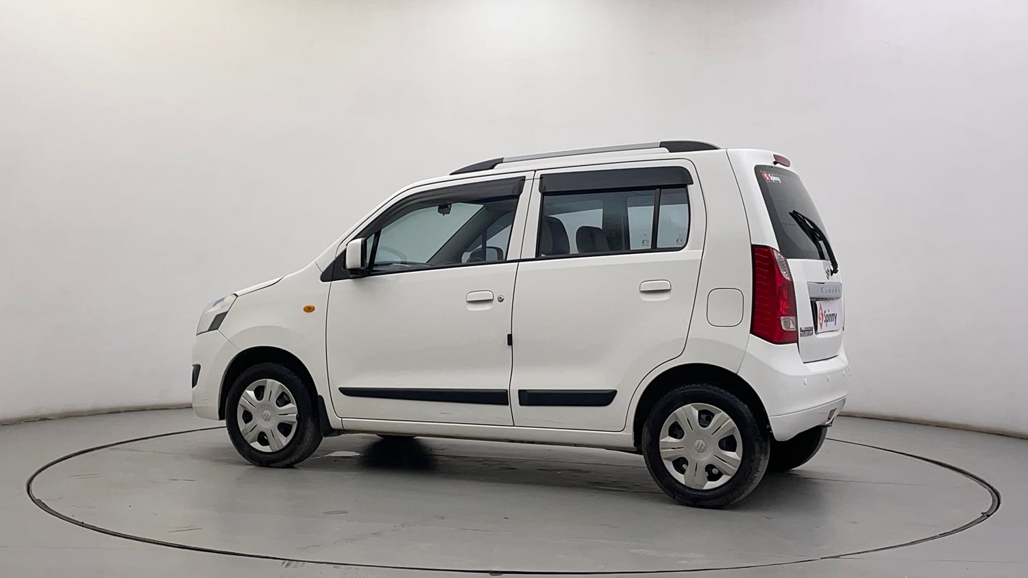 Used 2016 Maruti Suzuki Wagon R VXI Petrol Manual exterior LEFT REAR CORNER VIEW