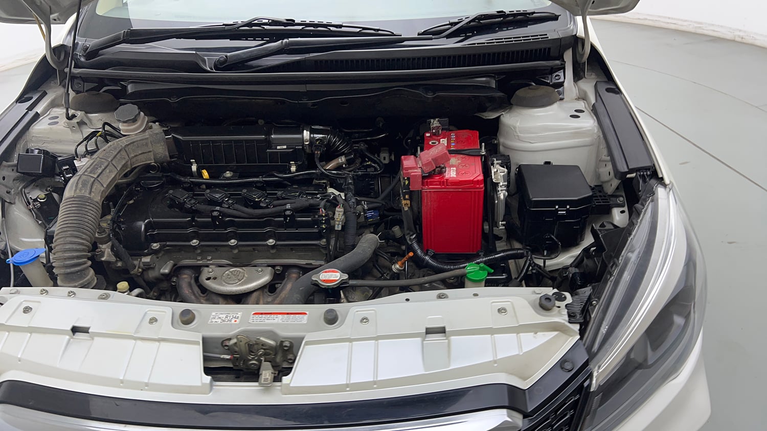 Used 2022 Maruti Suzuki Ciaz Alpha 1.5 AT Petrol Automatic engine ENGINE LEFT SIDE VIEW