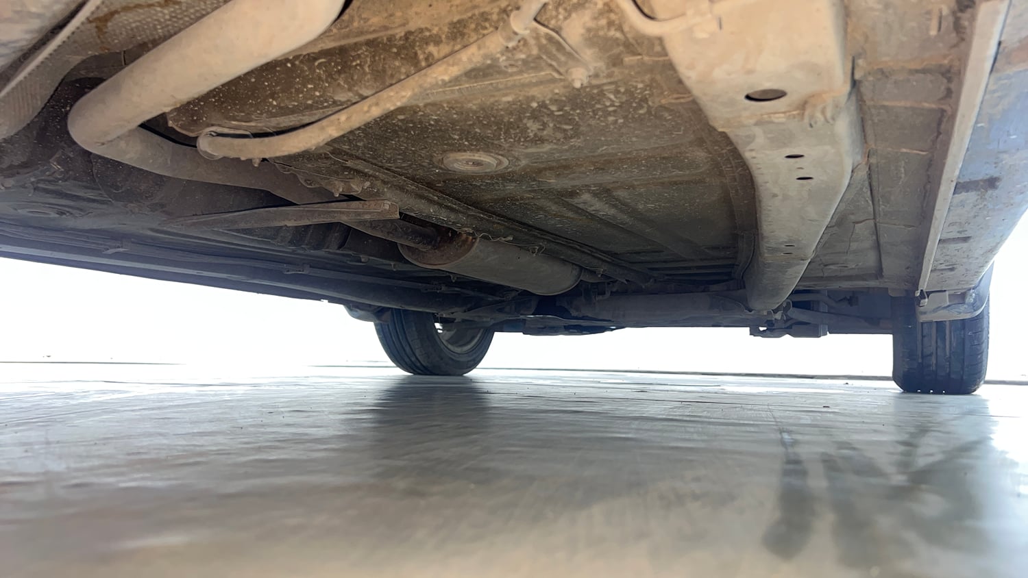 Used 2018 Maruti Suzuki Baleno Alpha 1.2 Petrol Manual extra REAR RIGHT UNDERBODY VIEW