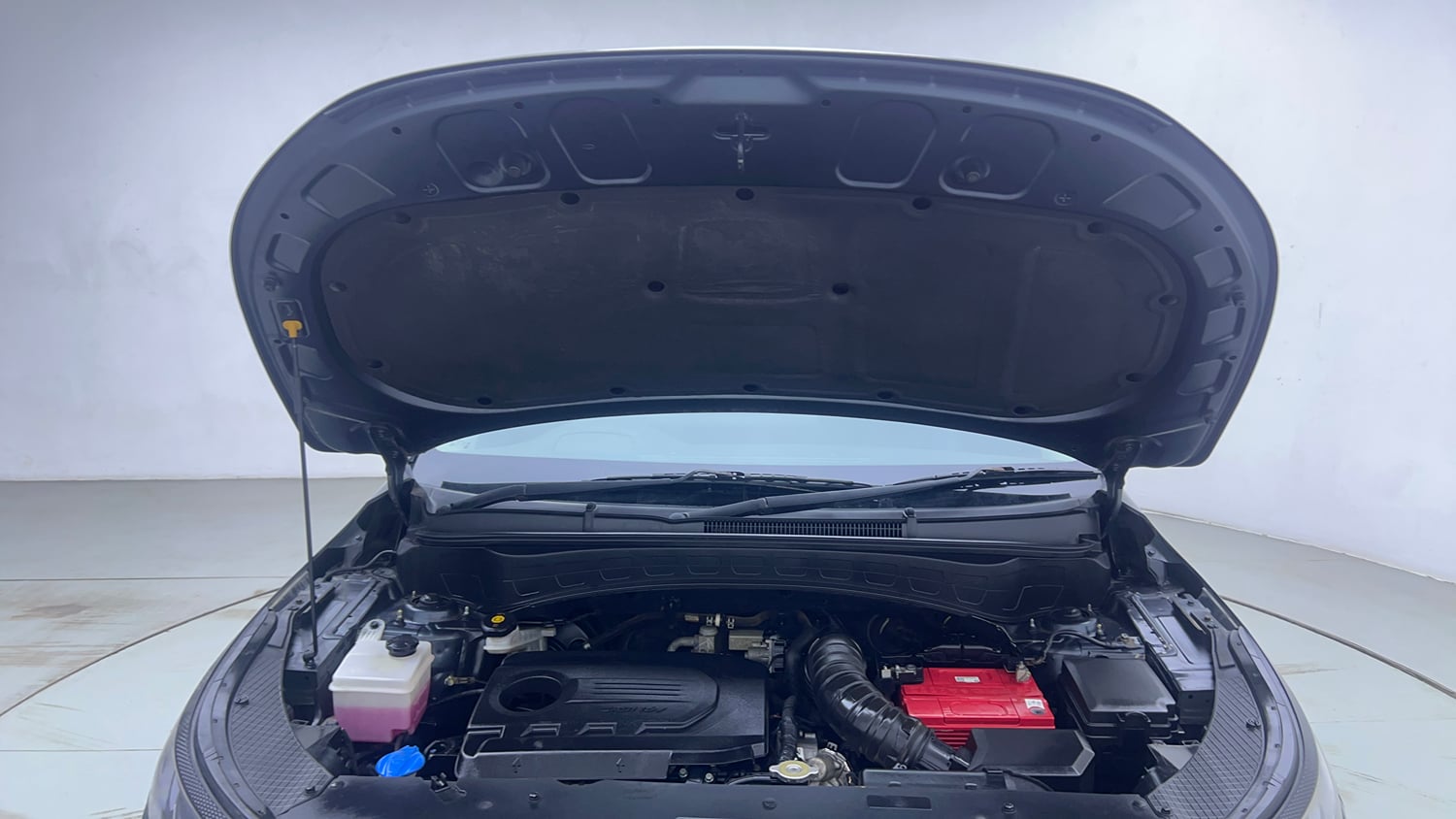 Used 2022 Kia Seltos X Line 1.5 Diesel AT Diesel Automatic engine ENGINE & BONNET OPEN FRONT VIEW