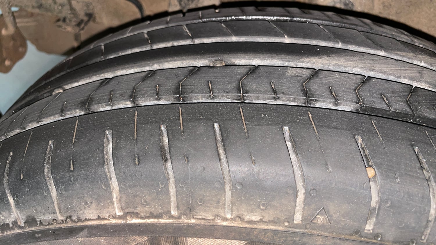 Used 2024 Hyundai Venue S (O) Plus 1.2 Petrol Petrol Manual tyres RIGHT REAR TYRE TREAD VIEW