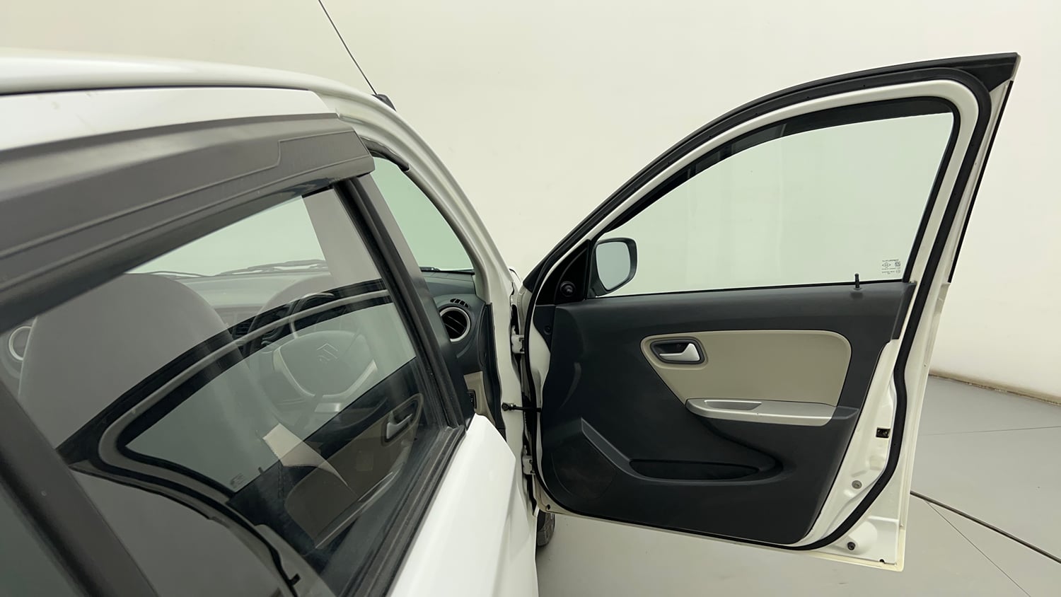 Used 2015 Maruti Suzuki Alto K10 VXi Petrol Manual interior RIGHT FRONT DOOR OPEN VIEW