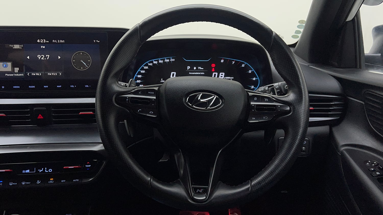Used 2022 Hyundai i20 N Line N8 1.0 Turbo DCT Petrol Automatic interior STEERING VIEW