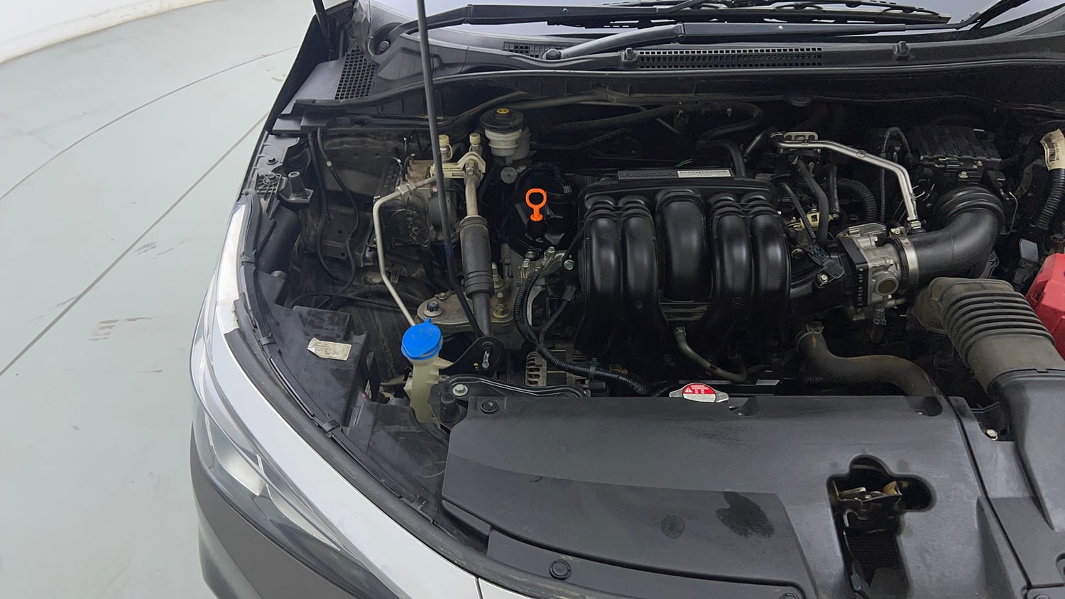 Used 2021 Honda City V Petrol Petrol Manual engine ENGINE RIGHT SIDE VIEW
