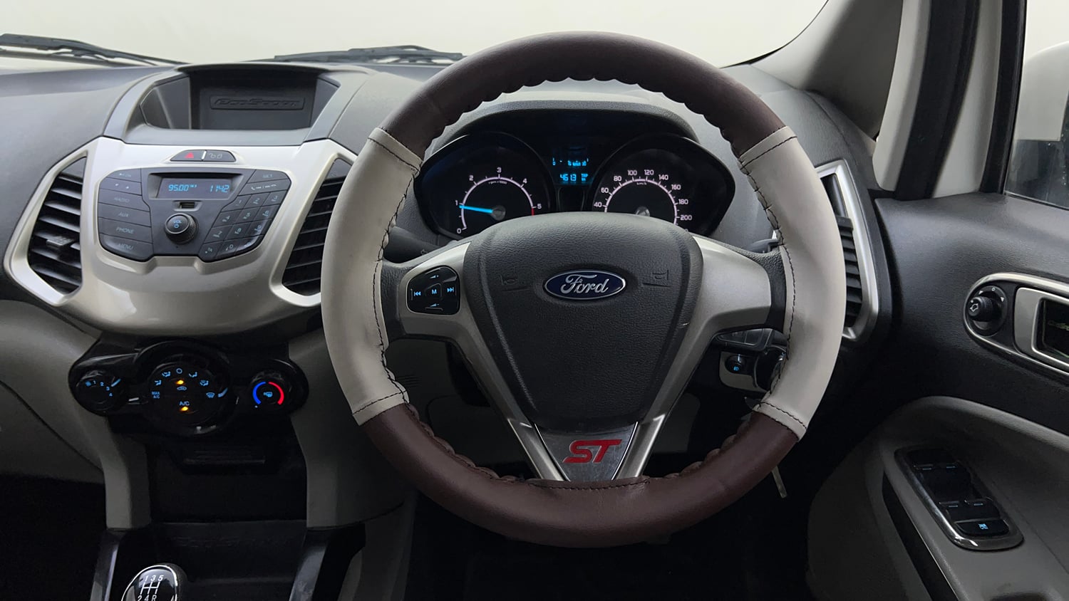 Used 2015 Ford EcoSport Trend 1.5 TDCi Diesel Manual top_features Steering mounted controls