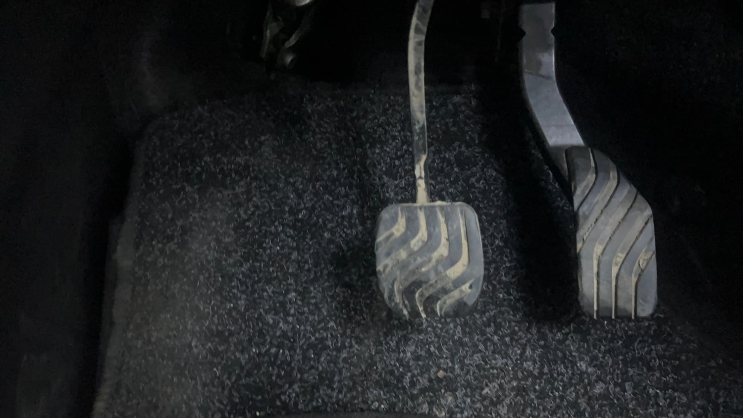 Used 2022 Renault Kiger RXZ AMT Petrol Automatic interior PEDALS VIEW