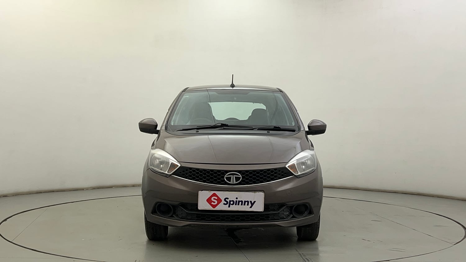 Used 2018 Tata Tiago Revotorq XT Diesel Manual exterior FRONT VIEW