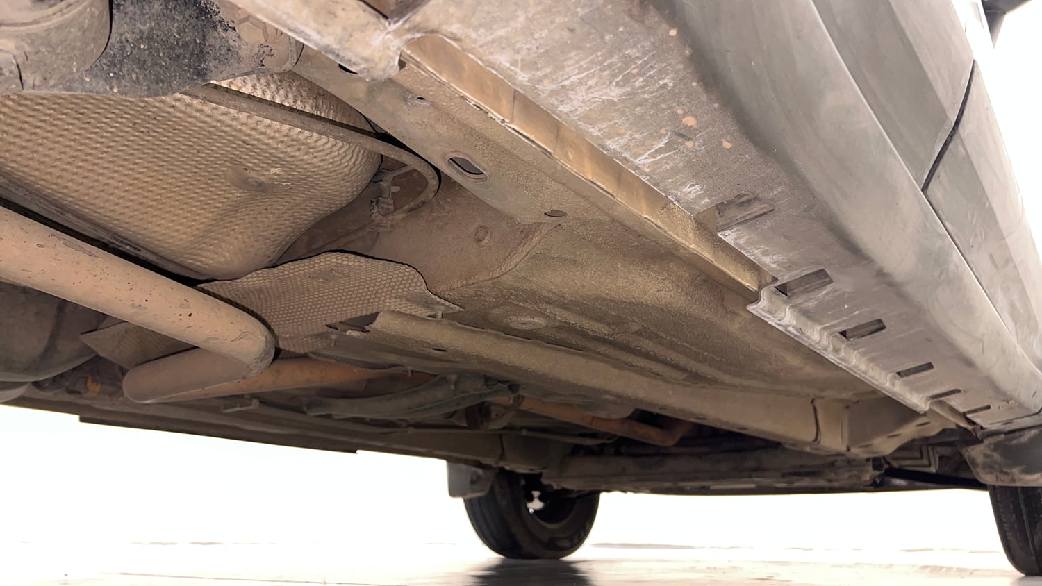 Used 2015 Ford EcoSport Trend 1.5 TDCi Diesel Manual extra REAR RIGHT UNDERBODY VIEW