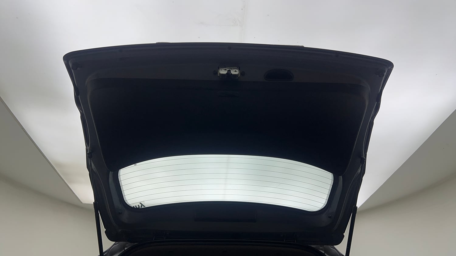 Used 2018 Hyundai Creta SX 1.6 Petrol Petrol Manual interior DICKY DOOR OPEN VIEW