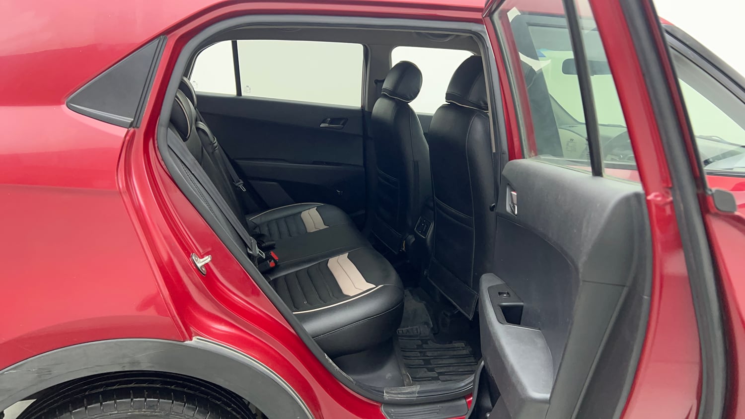 Used 2017 Hyundai Creta 1.6 SX Plus Petrol Petrol Manual interior RIGHT SIDE REAR DOOR CABIN VIEW