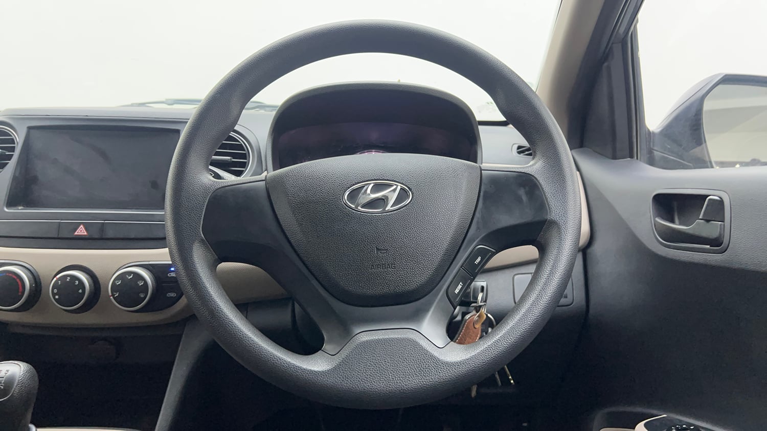 Used 2017 Hyundai Grand i10 Magna 1.2 Kappa VTVT Petrol Manual interior STEERING VIEW