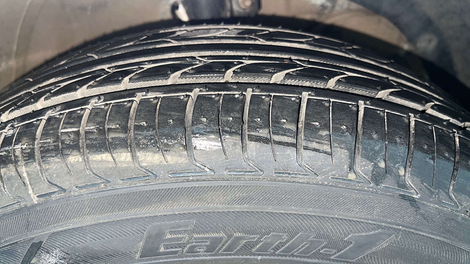 Used 2019 Maruti Suzuki Swift LXi Petrol Manual tyres RIGHT FRONT TYRE TREAD VIEW