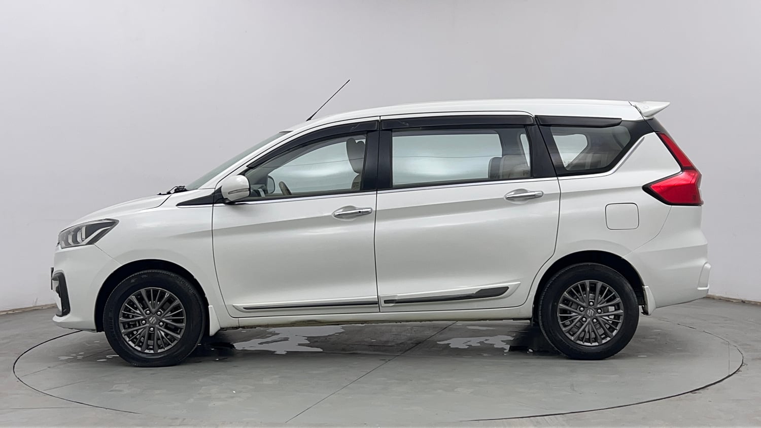 Used 2019 Maruti Suzuki New Ertiga ZXi AT Petrol Automatic exterior LEFT SIDE VIEW