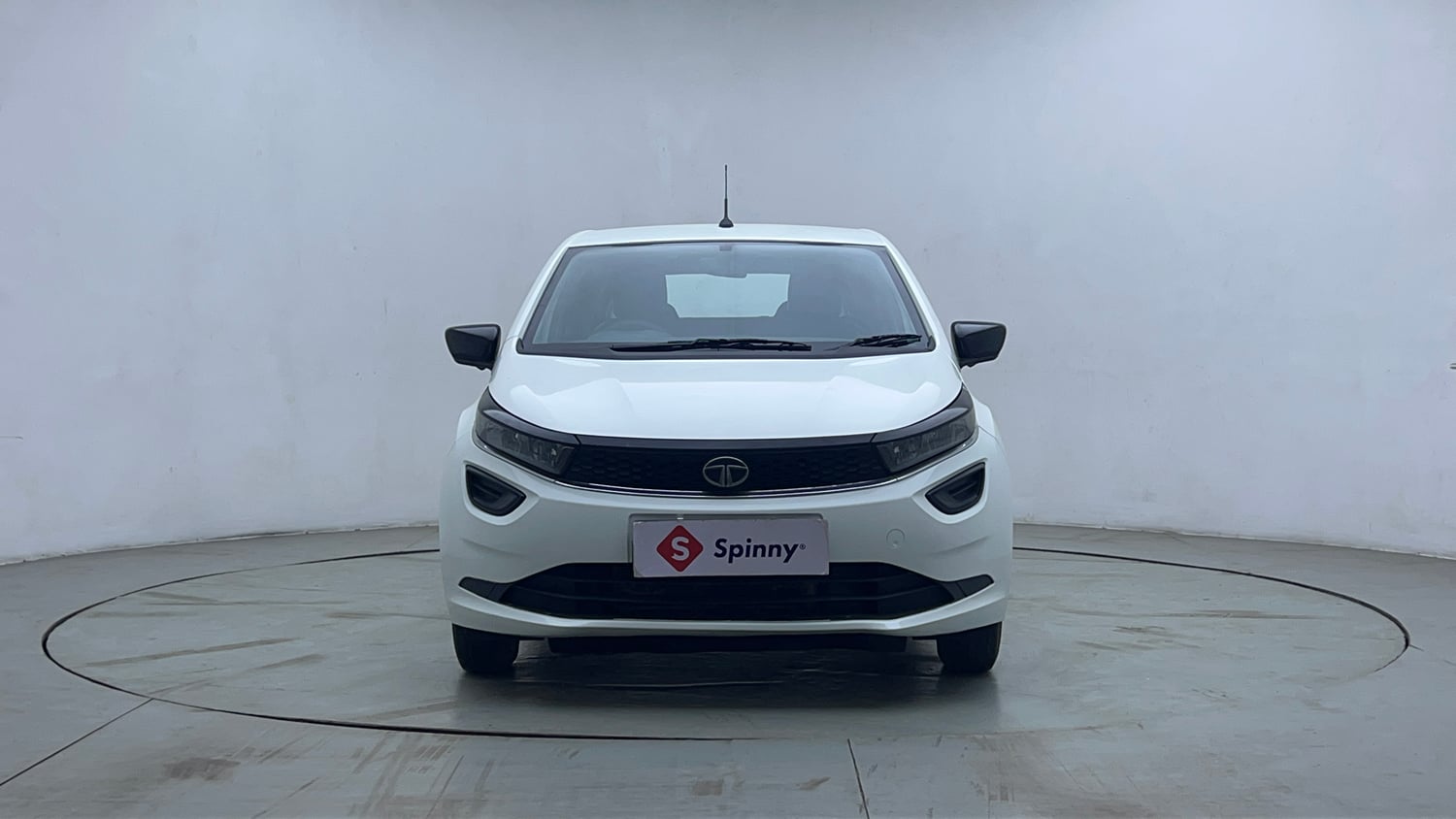 Used 2021 Tata Altroz XM Petrol Petrol Manual exterior FRONT VIEW