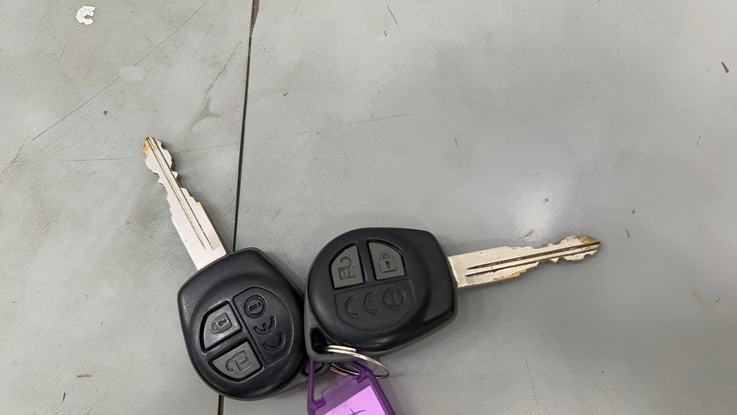 Used 2017 Maruti Suzuki Vitara Brezza VDi (O) Diesel Manual extra CAR KEY VIEW
