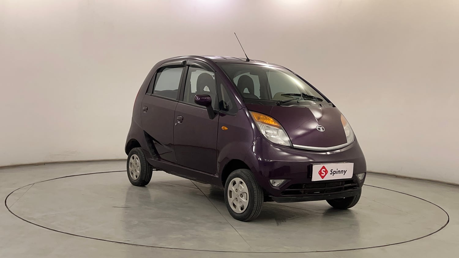 Used 2015 Tata Nano Twist XT Petrol Manual exterior RIGHT FRONT CORNER VIEW
