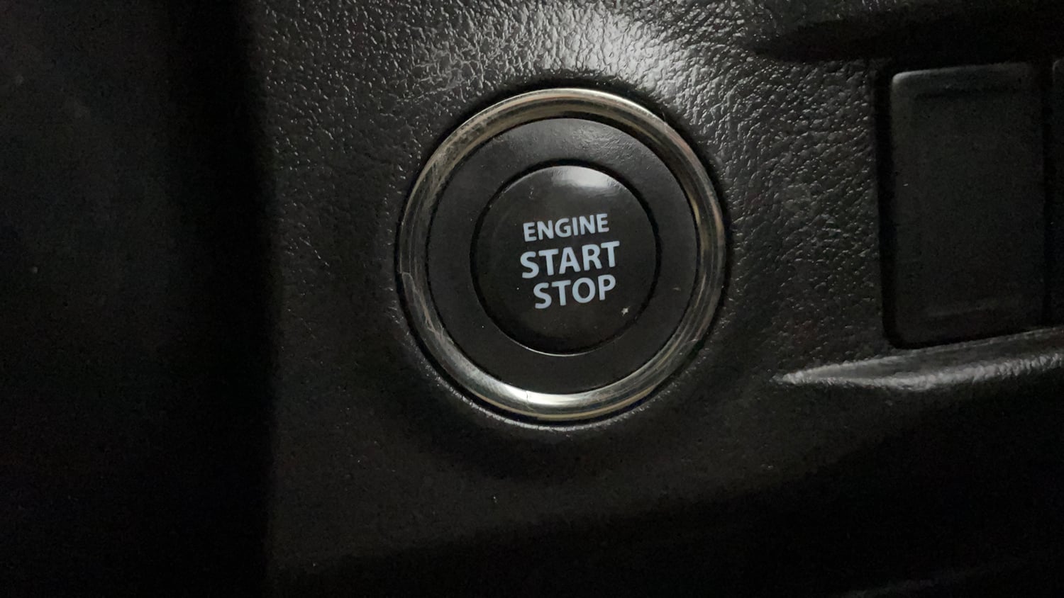 Used 2019 maruti-suzuki Vitara Brezza ZDi Plus AGS Diesel Automatic top_features Keyless start