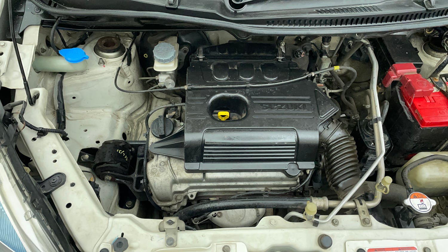 Used 2016 Maruti Suzuki Wagon R VXI Petrol Manual engine ENGINE RIGHT SIDE VIEW