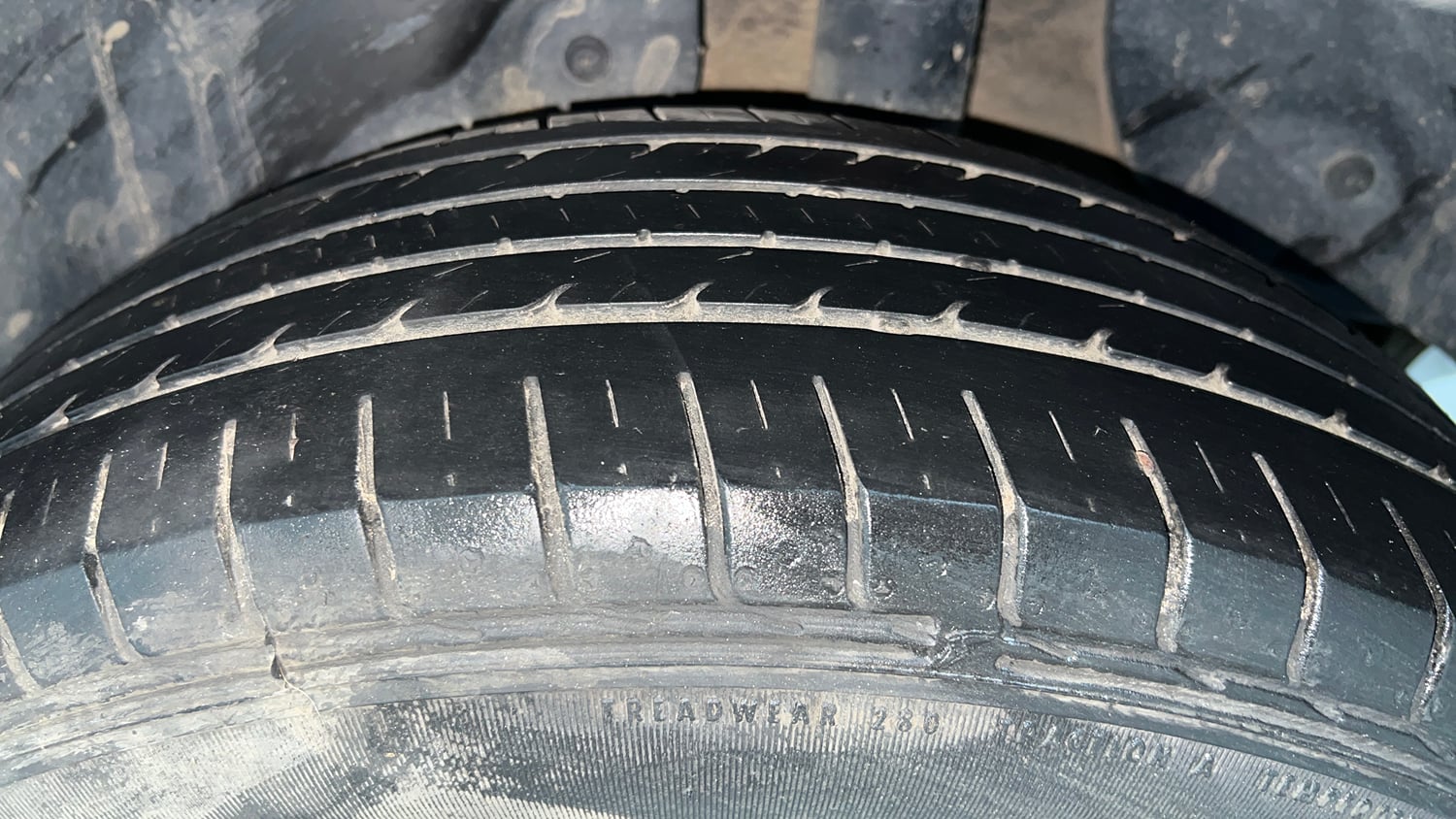 Used 2017 Hyundai Creta 1.6 SX Plus Petrol Petrol Manual tyres LEFT REAR TYRE TREAD VIEW