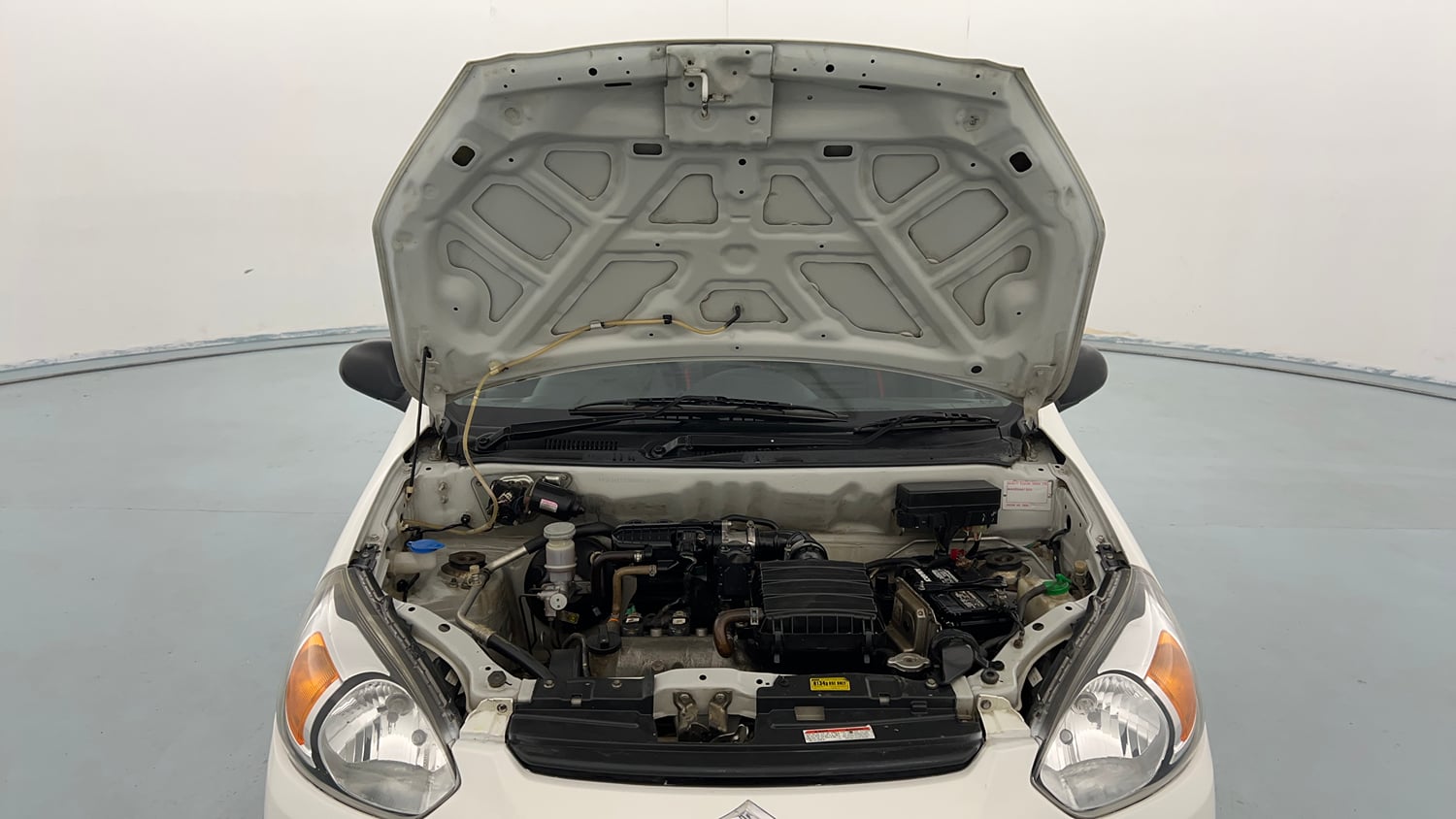Used 2018 Maruti Suzuki Alto 800 VXi Petrol Manual engine ENGINE & BONNET OPEN FRONT VIEW