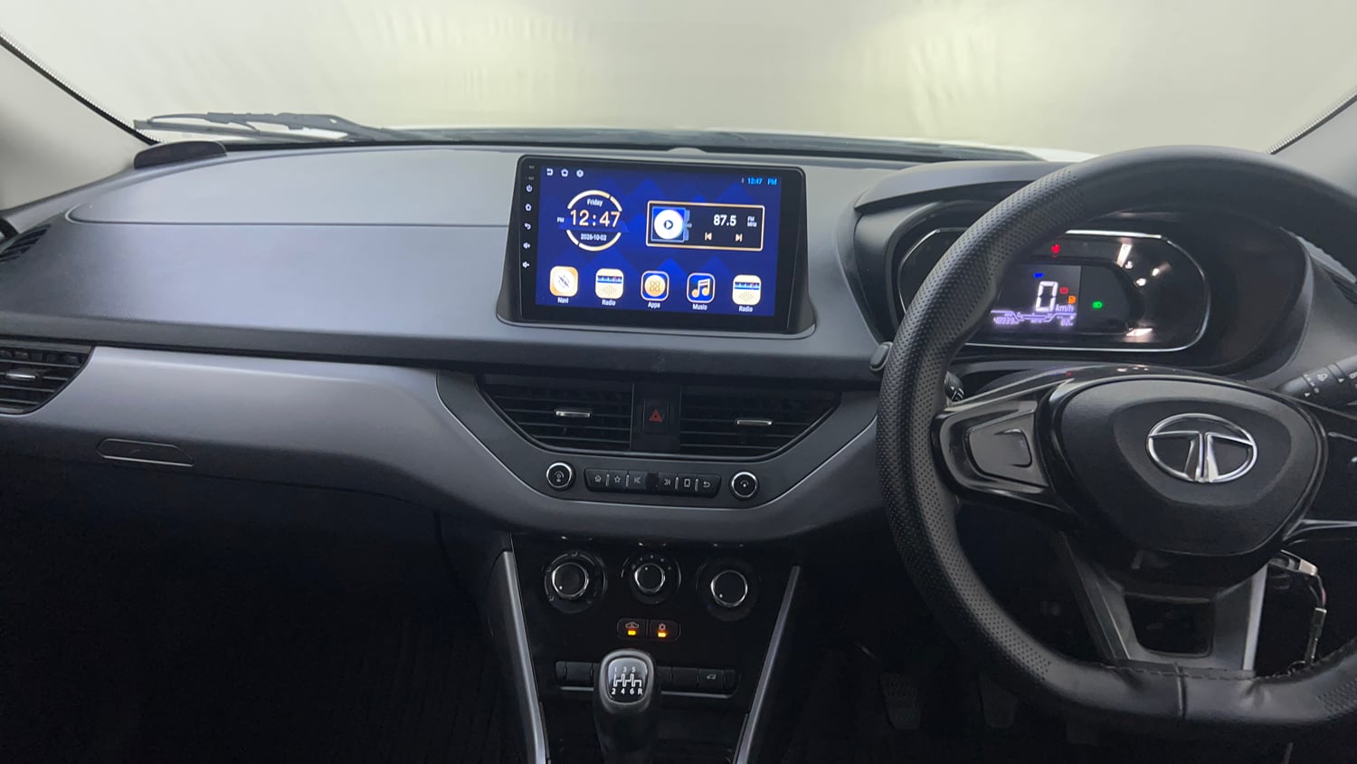 Used 2023 Tata Nexon XM Diesel Diesel Manual interior MUSIC SYSTEM & AC CONTROL VIEW