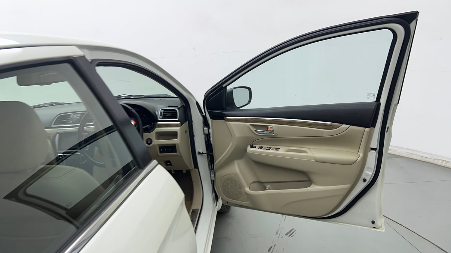 Used 2022 Maruti Suzuki Ciaz Alpha 1.5 AT Petrol Automatic interior RIGHT FRONT DOOR OPEN VIEW