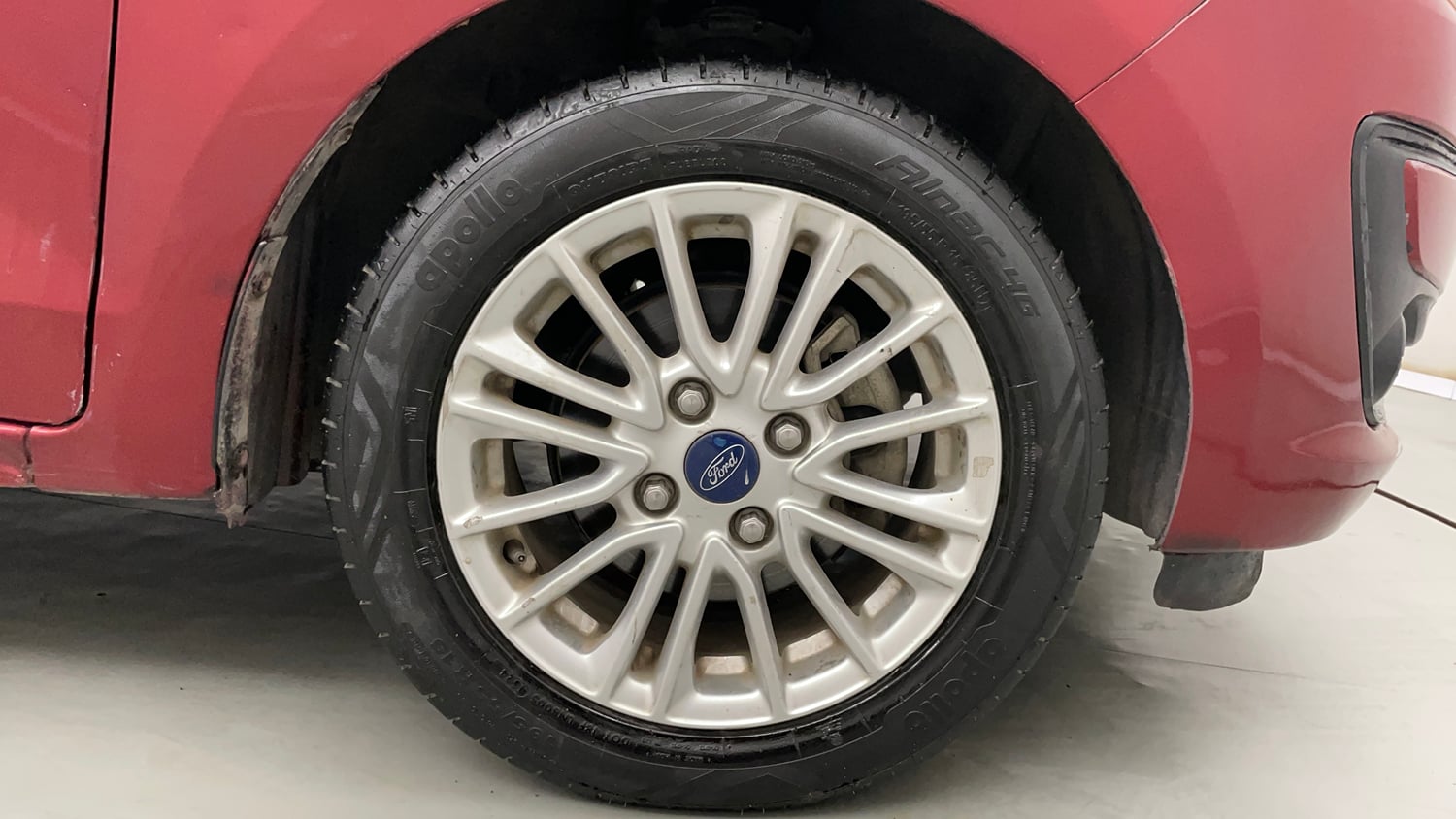 Used 2019 Ford Figo Aspire Titanium 1.2 Ti-VCT Petrol Manual tyres RIGHT FRONT TYRE RIM VIEW
