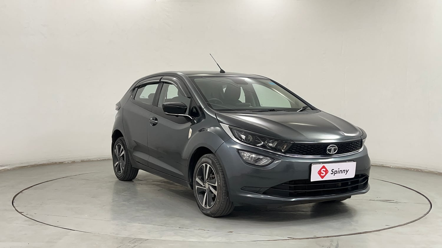 Used 2021 Tata Altroz XZ Petrol Petrol Manual exterior RIGHT FRONT CORNER VIEW