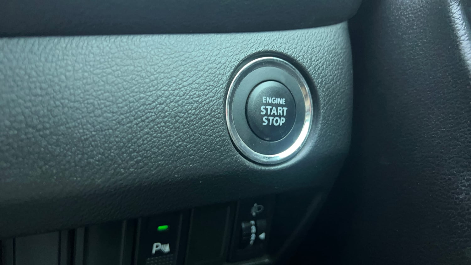 Used 2018 Maruti Suzuki Baleno Alpha 1.2 Petrol Manual top_features Keyless start
