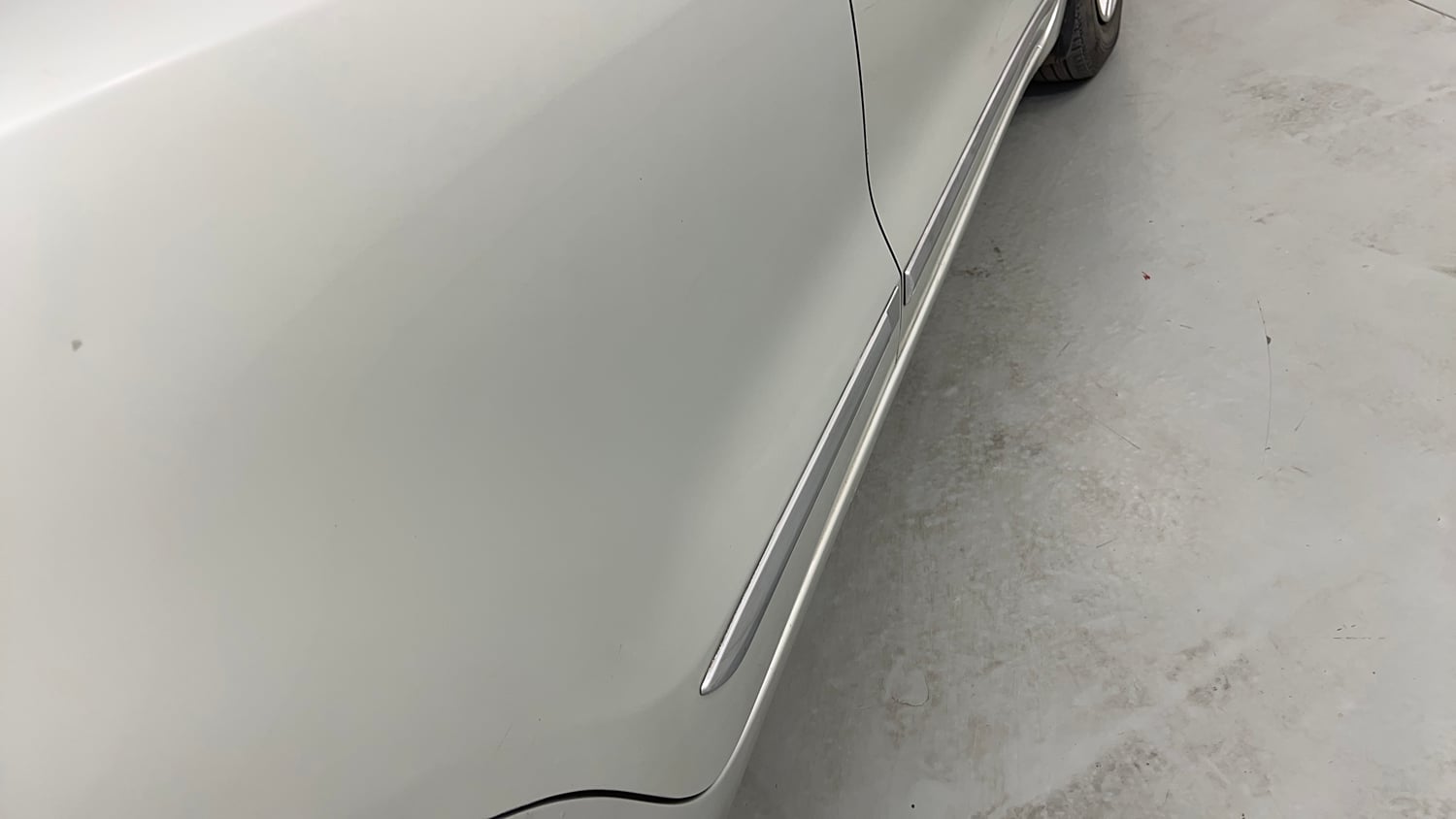 Used 2019 Maruti Suzuki Dzire VXi AMT Petrol Automatic dents MINOR SCRATCH