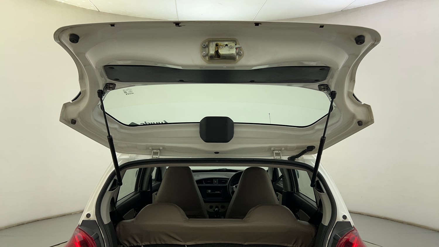Used 2019 Maruti Suzuki Alto 800 LXi Petrol Manual interior DICKY DOOR OPEN VIEW