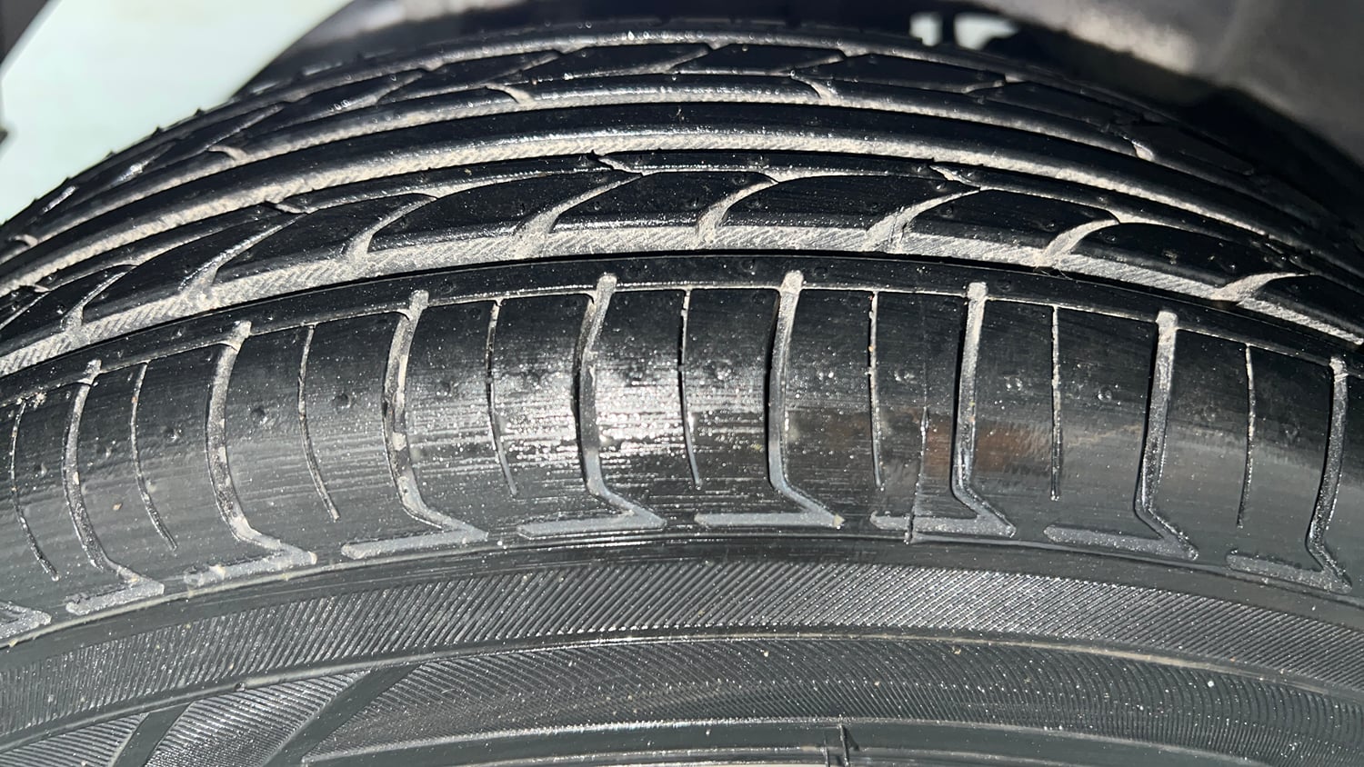 Used 2018 Hyundai Eon Era + AirBag Petrol Manual tyres RIGHT REAR TYRE TREAD VIEW