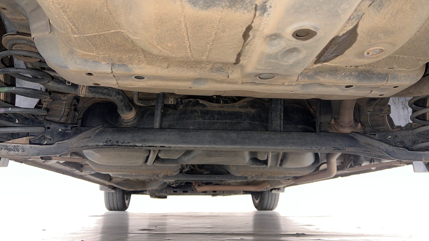 Used 2017 Honda City VX CVT Petrol Petrol Automatic extra REAR UNDERBODY VIEW (TAKEN FROM REAR)