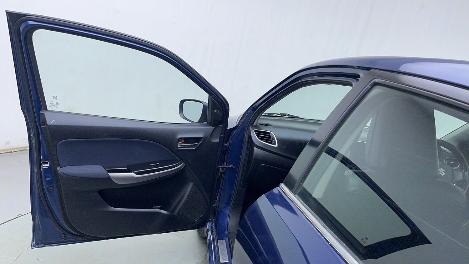 Used 2021 Maruti Suzuki Baleno Zeta Petrol Manual interior LEFT FRONT DOOR OPEN VIEW