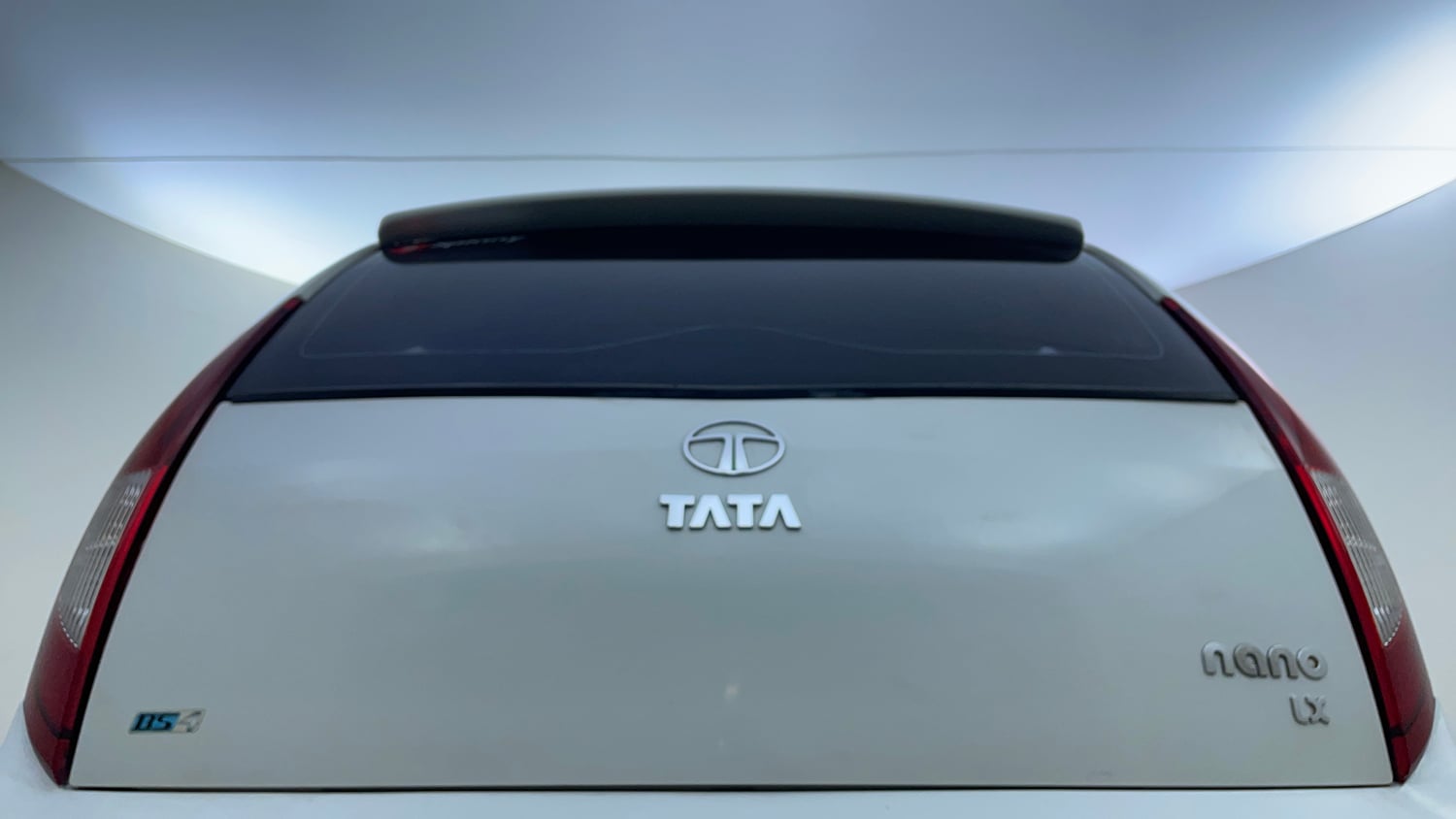 Used 2012 Tata Nano LX Petrol Manual interior DICKY DOOR OPEN VIEW