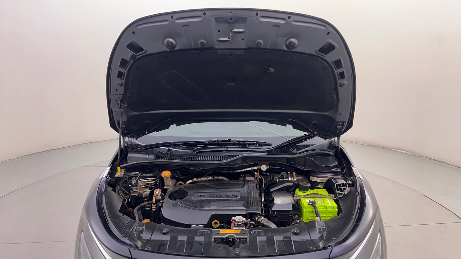 Used 2022 Tata Altroz XZ Plus Diesel Diesel Manual engine ENGINE & BONNET OPEN FRONT VIEW