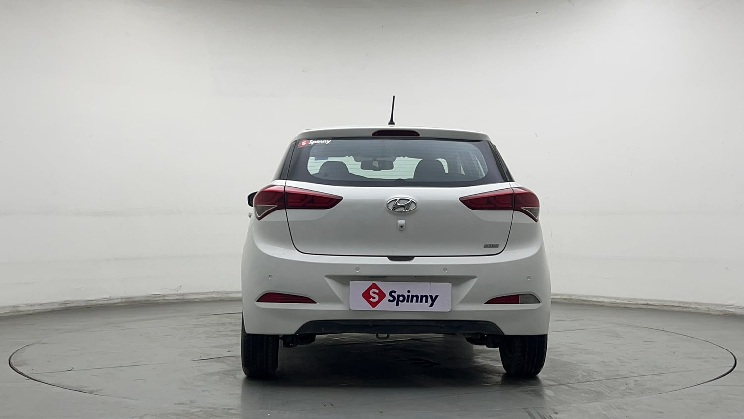 Used 2016 Hyundai Elite i20 Sportz 1.2 Petrol Manual exterior BACK VIEW