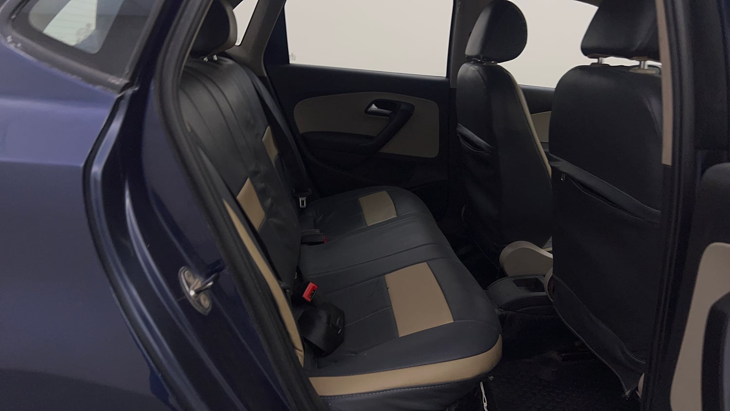 Used 2013 Volkswagen Polo Comfortline 1.2L (P) Petrol Manual interior RIGHT SIDE REAR DOOR CABIN VIEW