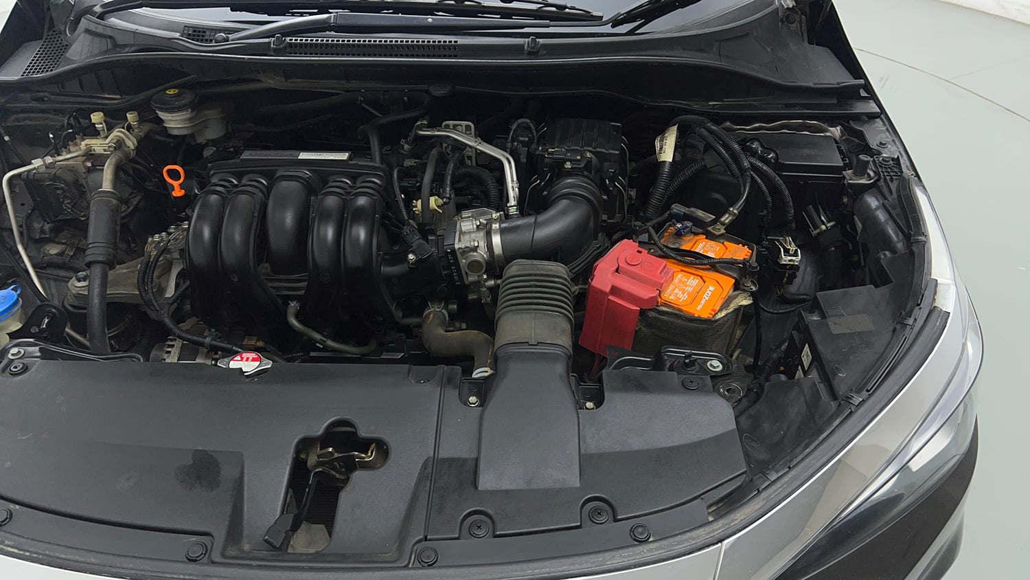 Used 2021 Honda City V Petrol Petrol Manual engine ENGINE LEFT SIDE VIEW