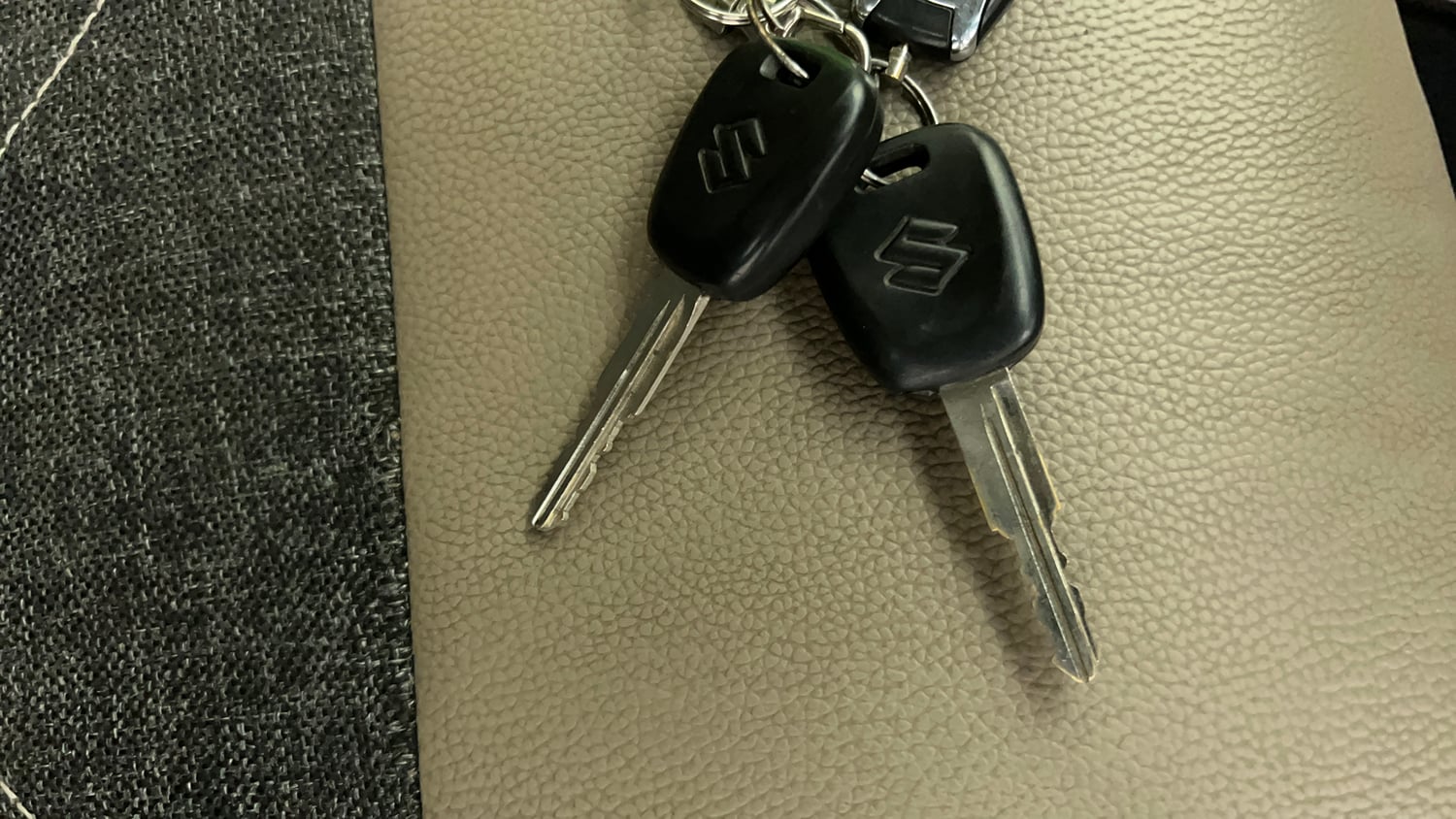 Used 2019 Maruti Suzuki Alto 800 LXi Petrol Manual extra CAR KEY VIEW