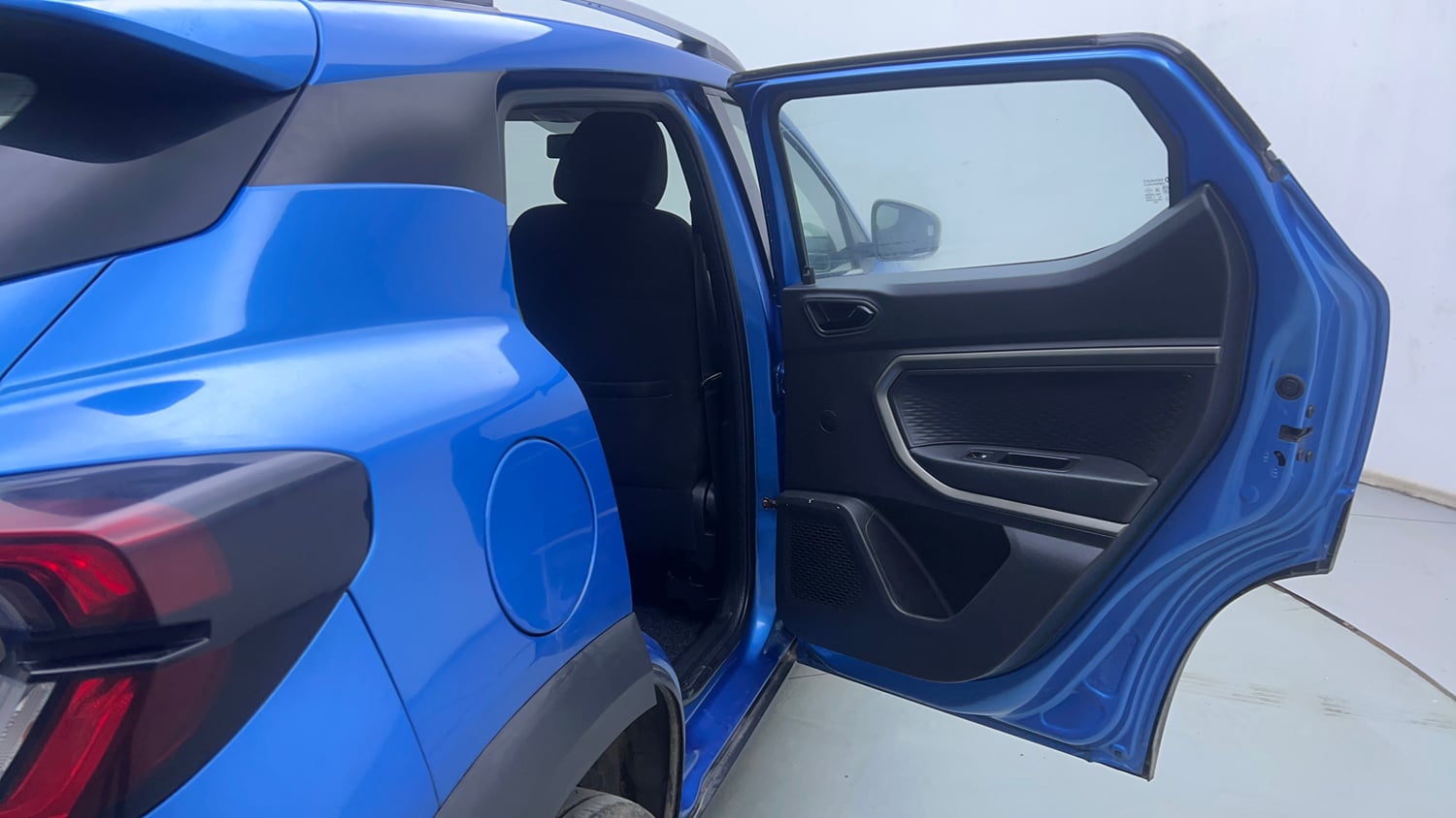 Used 2022 Renault Kiger RXZ AMT Petrol Automatic interior RIGHT REAR DOOR OPEN VIEW