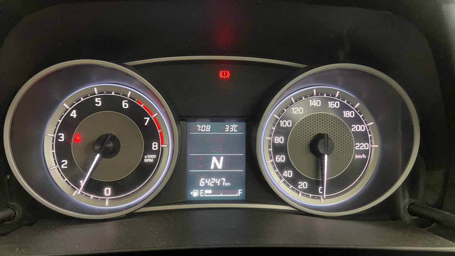 Used 2019 Maruti Suzuki Dzire VXi AMT Petrol Automatic interior CLUSTERMETER VIEW
