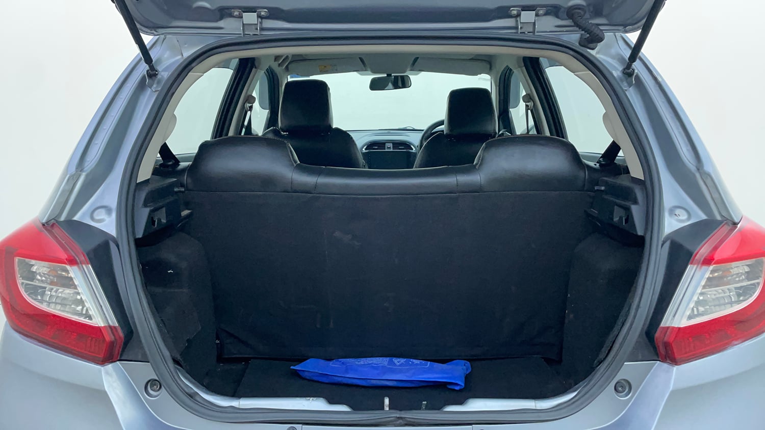 Used 2018 Tata Tiago Revotron XZA Petrol Automatic interior DICKY INSIDE VIEW
