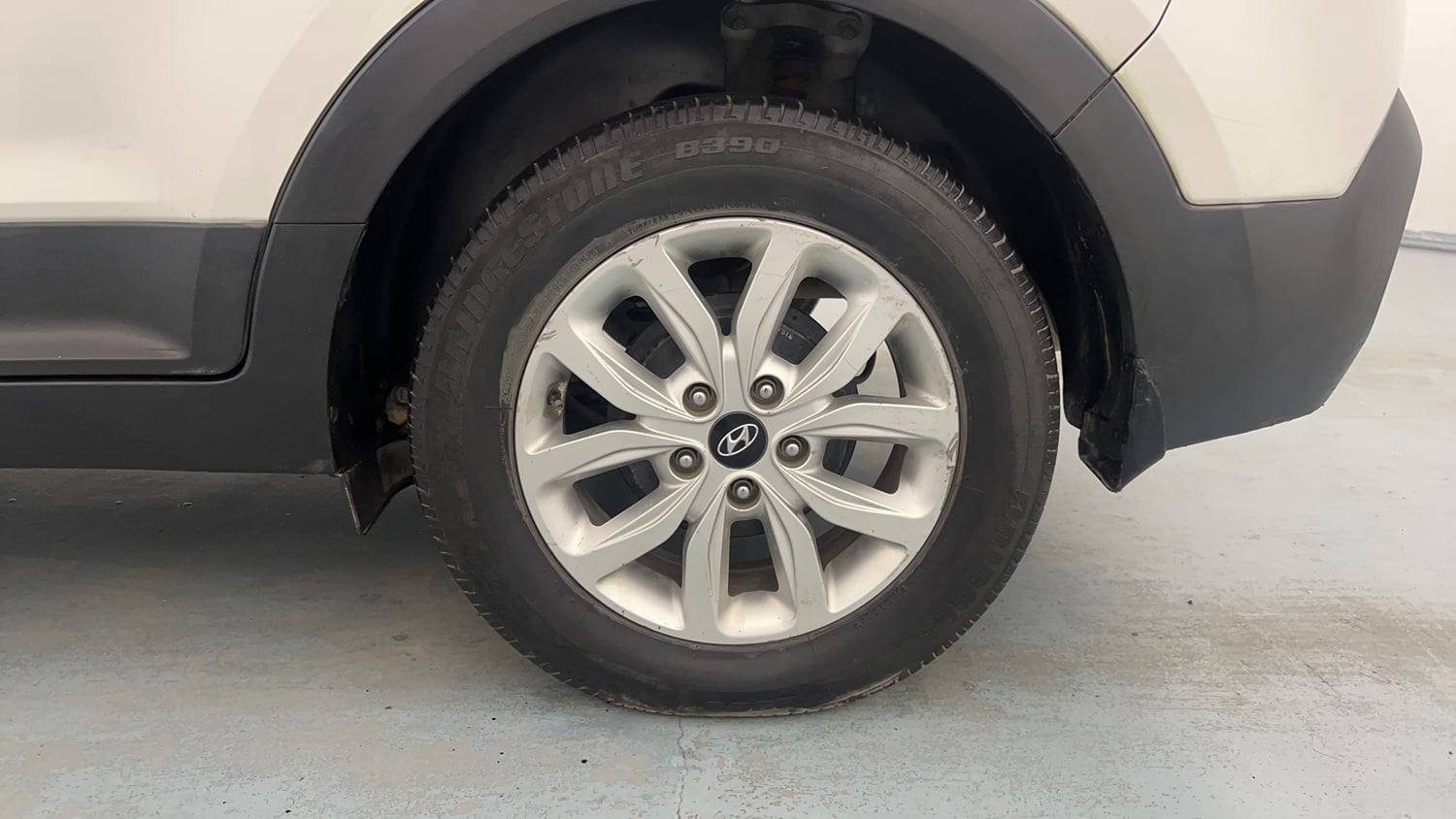 Used 2018 Hyundai Creta S 1.4 CRDi Diesel Manual tyres LEFT REAR TYRE RIM VIEW