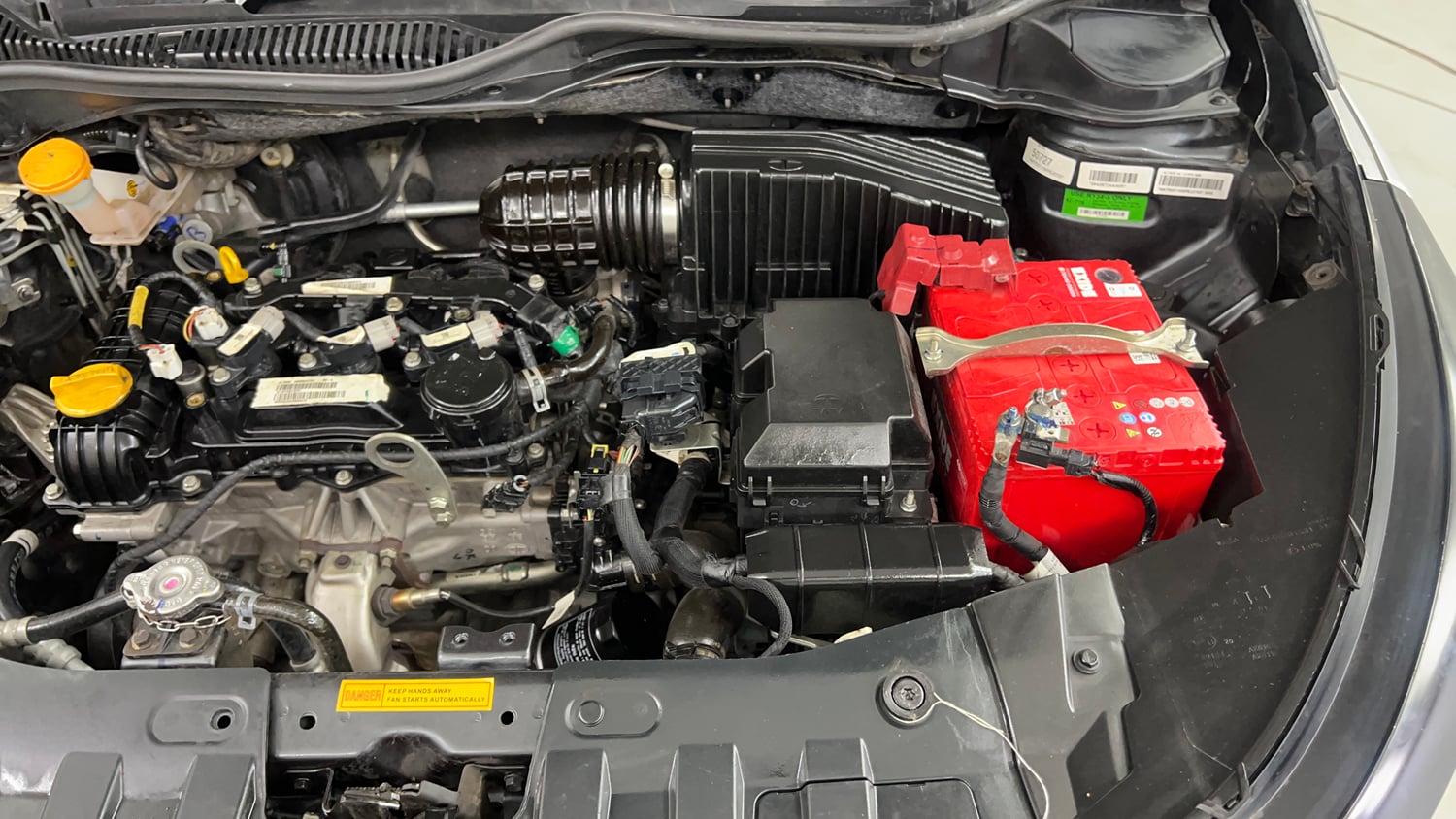 Used 2021 Tata Altroz XZ Petrol Petrol Manual engine ENGINE LEFT SIDE VIEW