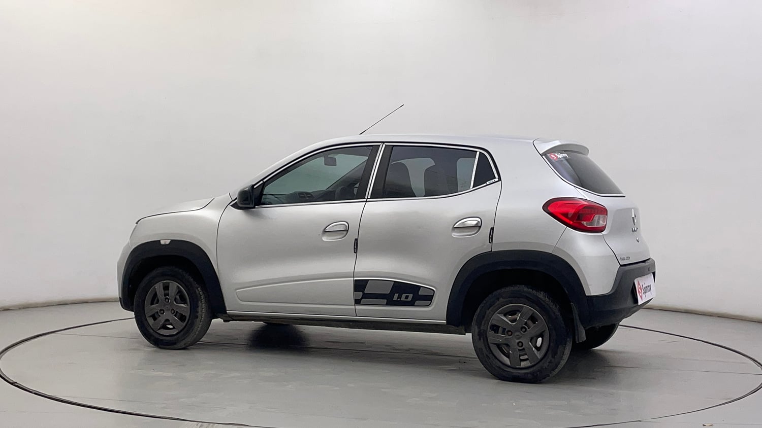 Used 2018 Renault Kwid 1.0 RXL Petrol Manual exterior LEFT REAR CORNER VIEW